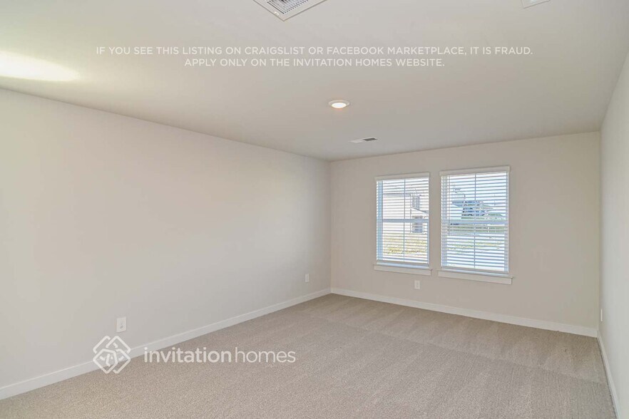 Building Photo - 1163 Bluffton Cir
