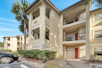 Building Photo - Lovely 2/2 Condo in Kissimmee right outsid...