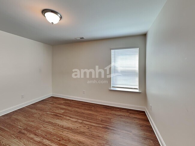 Building Photo - 2339 Campbell Cove Court