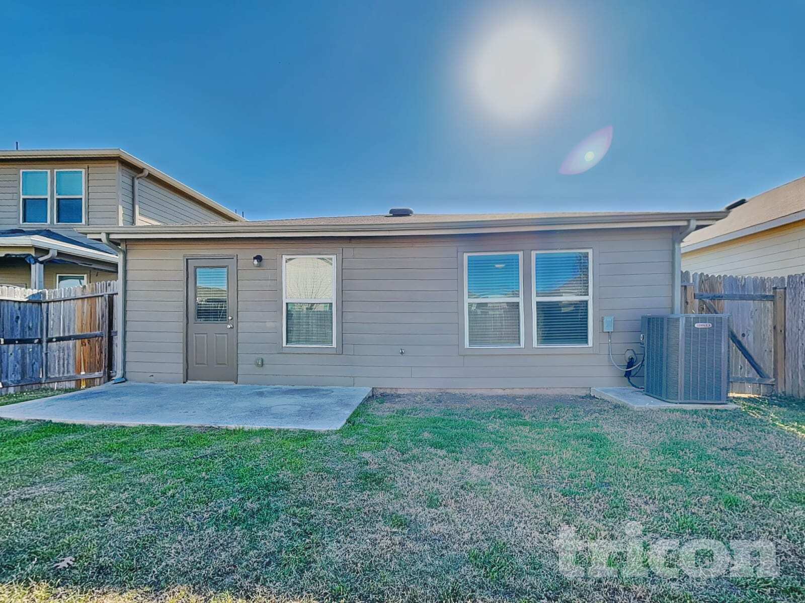 Building Photo - 310 Mistflower