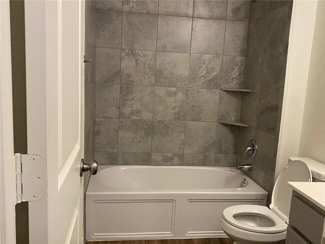 Building Photo - 6417 Turin Ln