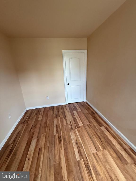 Building Photo - 1861 Judson St