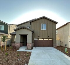 Building Photo - Like New Upscale West Roseville Home for Rent