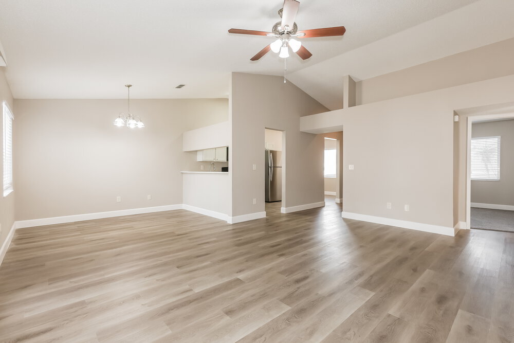 Building Photo - 1310 Coolmont Dr