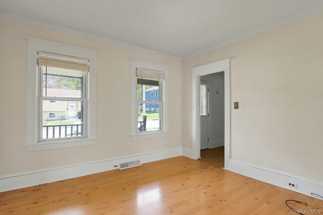 Building Photo - 24 Firth St