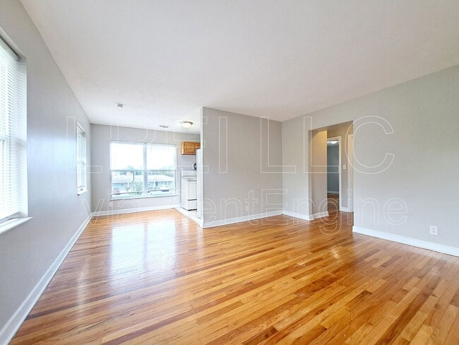 Building Photo - 8801 Malvern Hill Rd