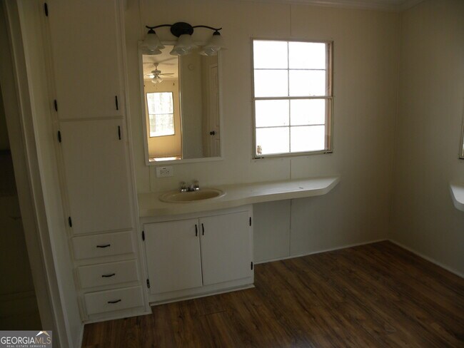 Building Photo - 297 Bell Acres Rd