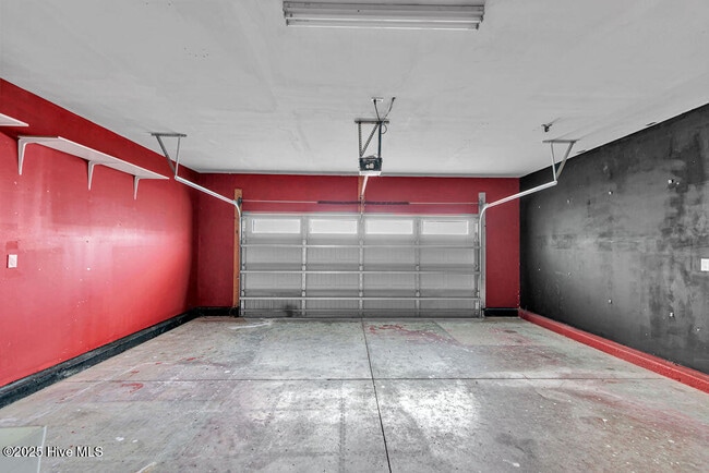 Building Photo - 102 Gabriels Wy
