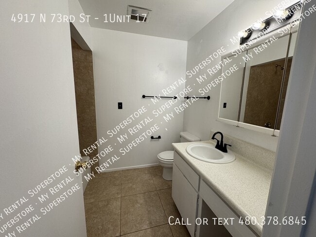 Building Photo - 4917 N 73rd St