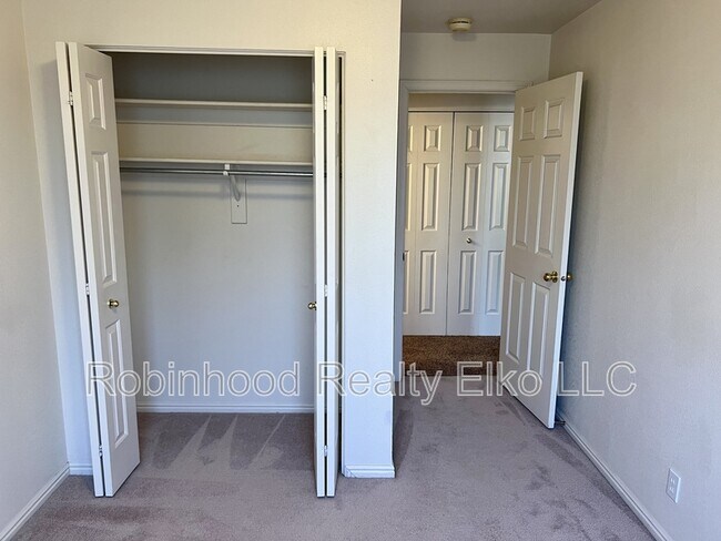 Building Photo - 315 Spring Creek Pkwy