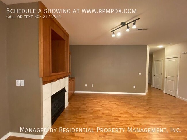 Building Photo - 2518 NW 1st Dr