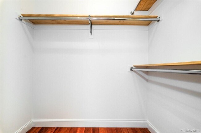 Building Photo - 10 City Pl