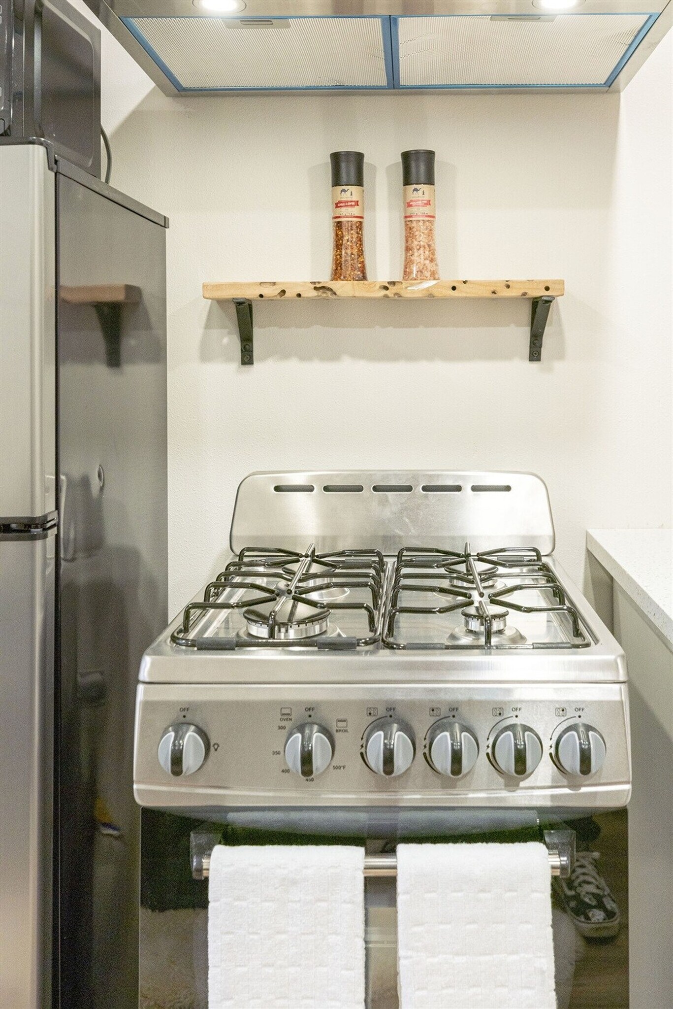 Building Photo - 3109 6th Ave