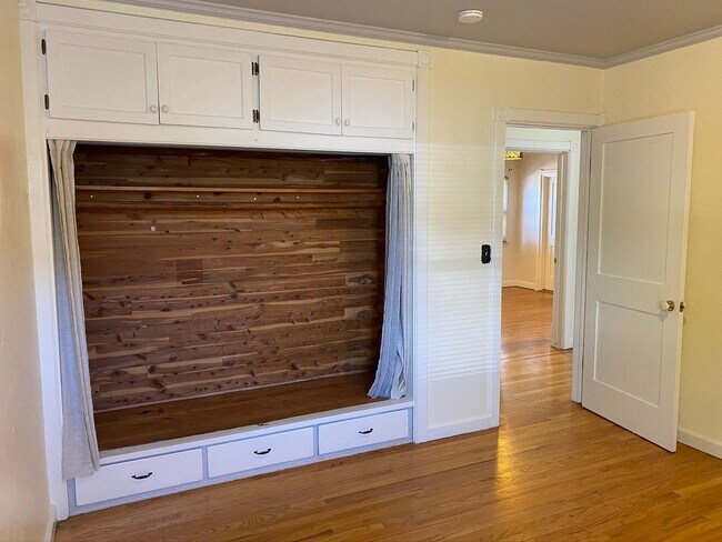 Building Photo - AVAILABLE JULY - Classic SLO Home with Cha...