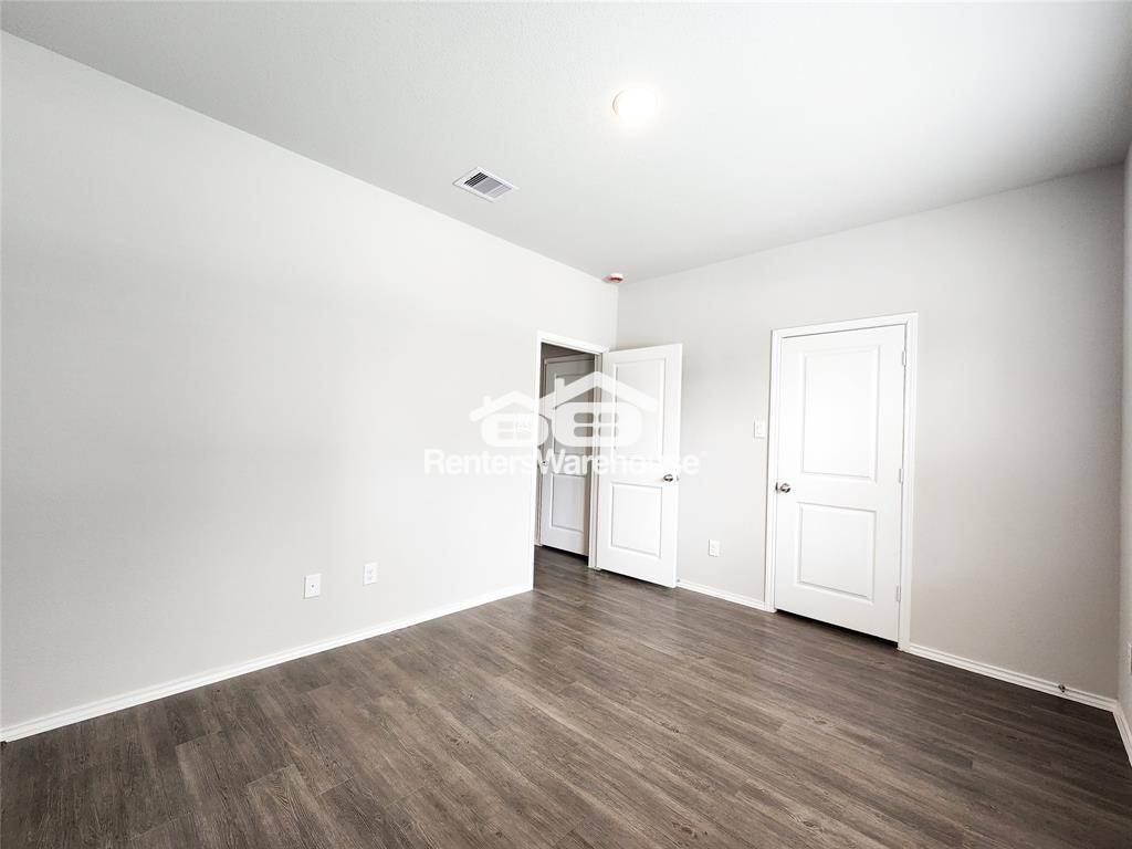 Building Photo - 26471 Joy Village Dr