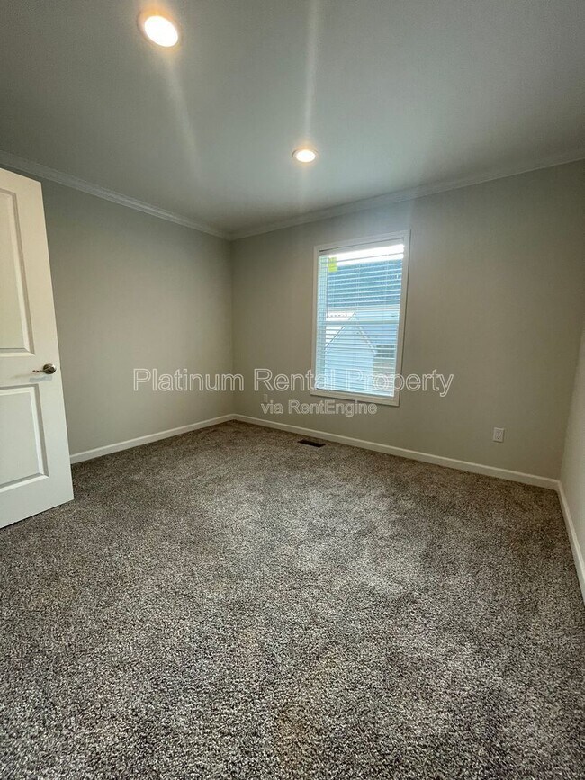 Building Photo - 3811 Cagle Rd