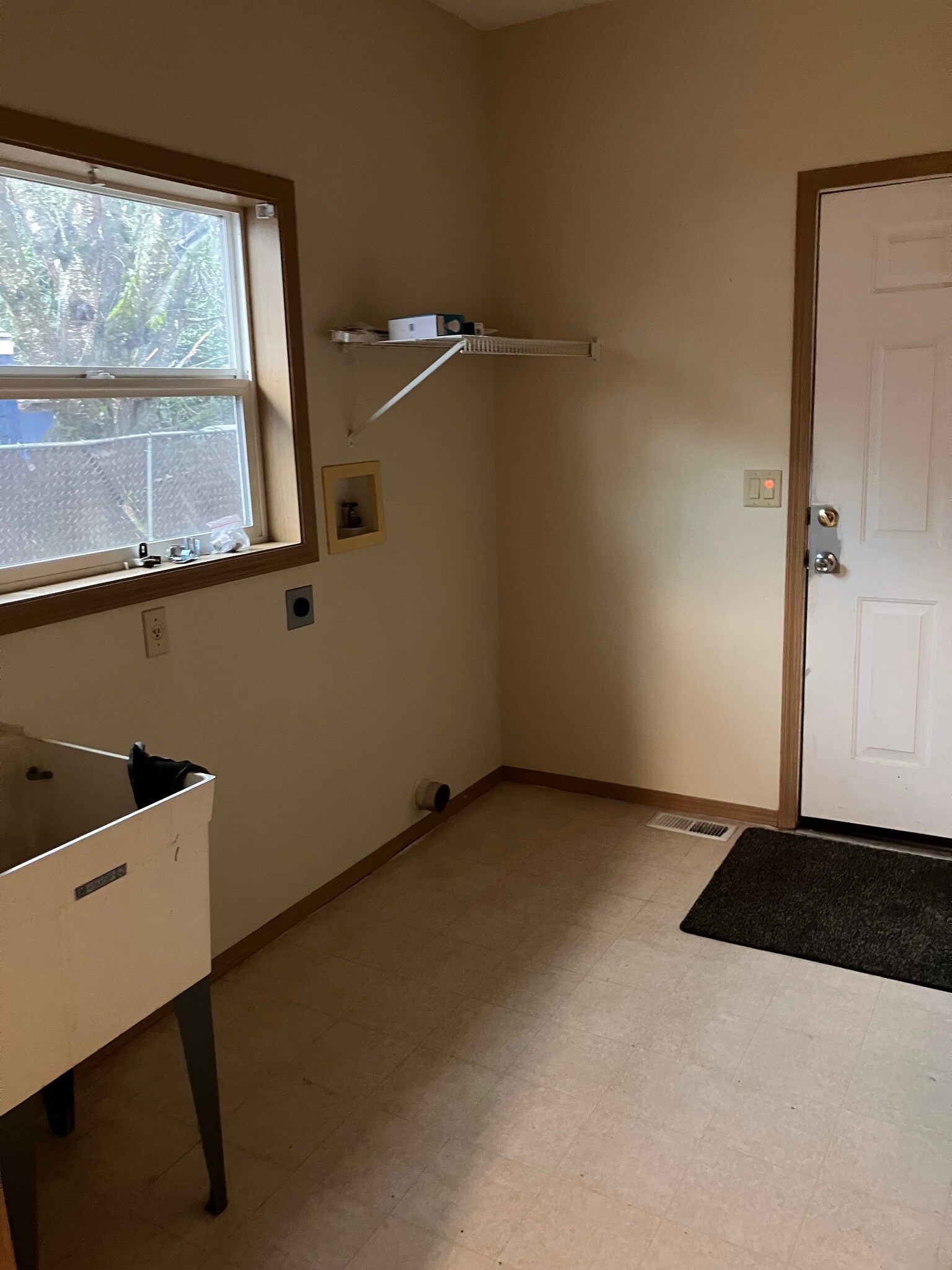 Utility room - 7104 North Mears Street