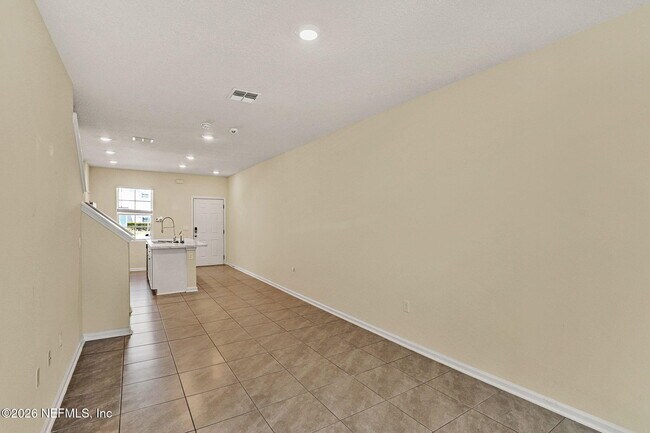 Building Photo - 197 Whispering Brk Dr