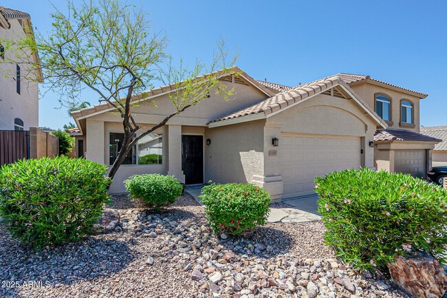 Primary Photo - 6347 W Saddlehorn Rd