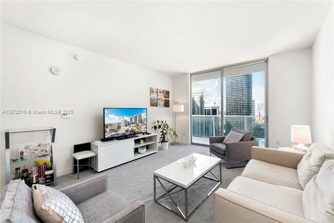 Building Photo - 1100 S Miami Ave