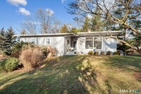 Building Photo - 12 Splitrock Rd