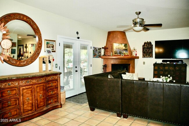 Building Photo - 6108 E Morning Vista Ln