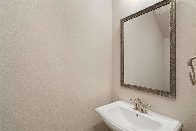 Building Photo - 6309 Smithwick Dr