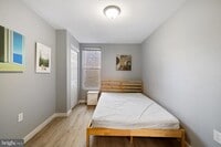 Building Photo - 621 S 18th St