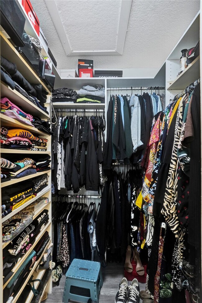 Building Photo - 3633 NW 6th St