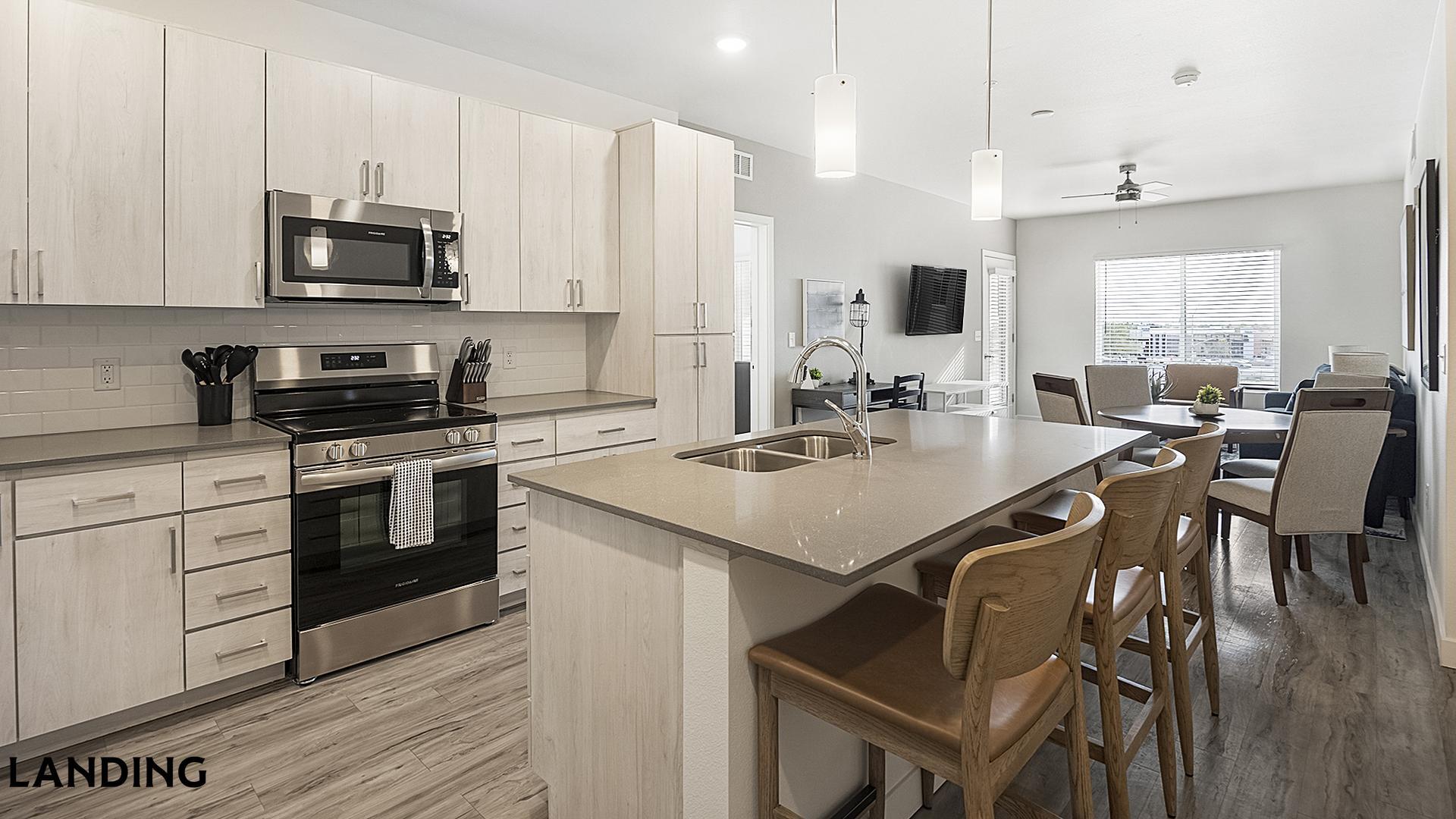 Building Photo - 1760 S Crismon Rd