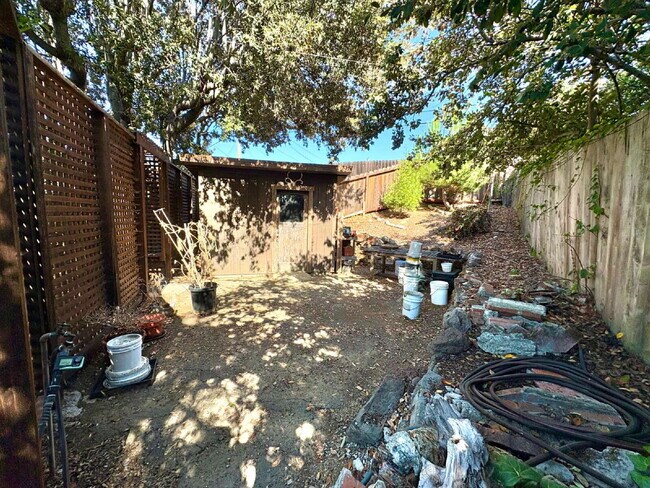Building Photo - Peaceful Charmer Single-Story Retreat in Vallejo