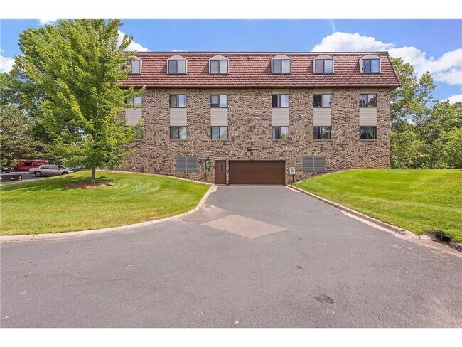 Building Photo - 4575 W 80th St Cir