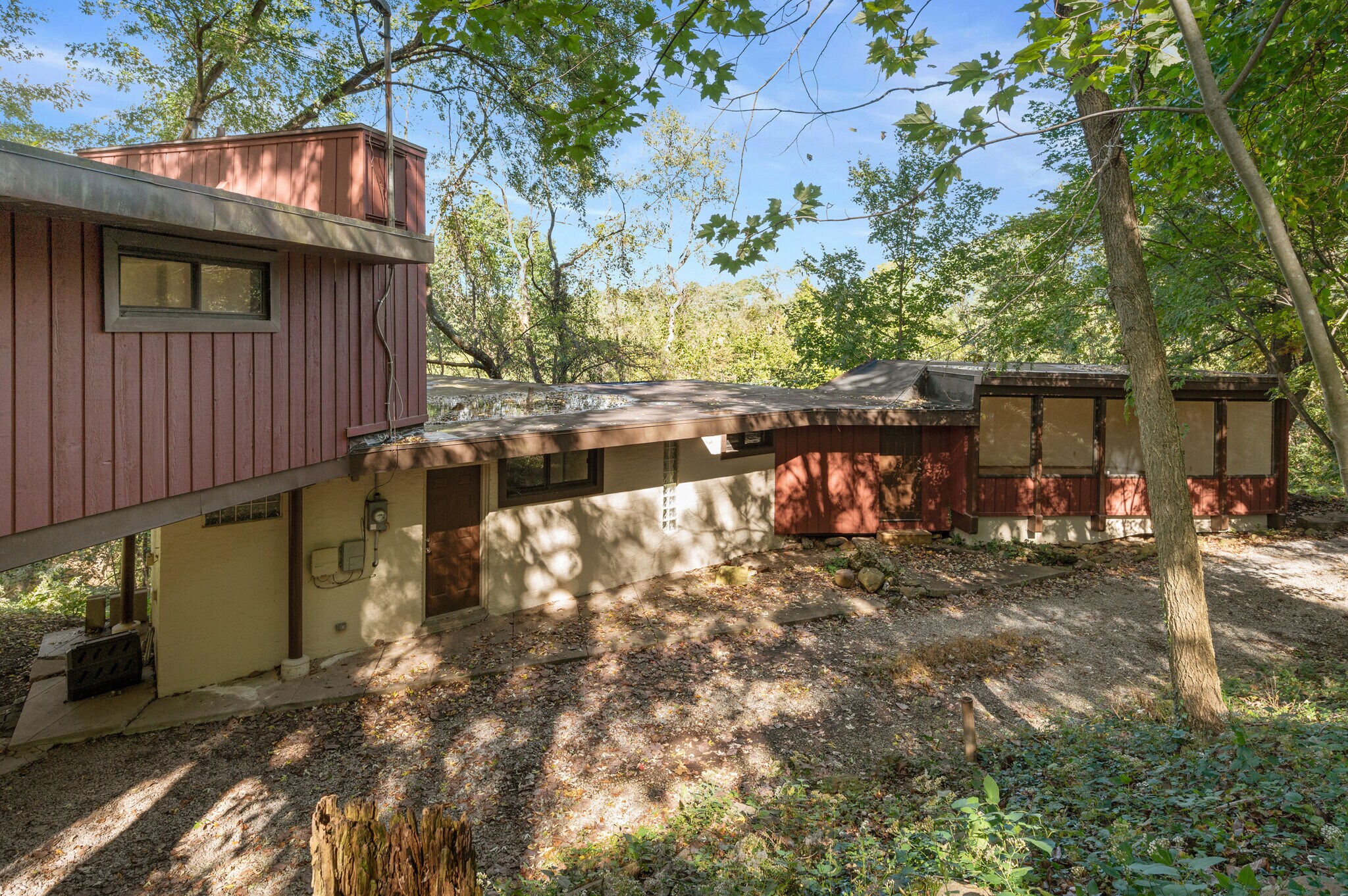 Building Photo - 740 Olivant Plz