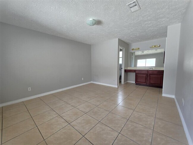Building Photo - 4835 Owens Creek Ln