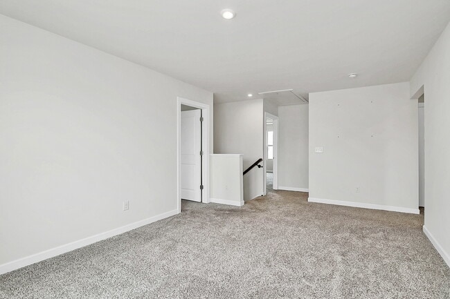 Building Photo - 8315 Flint Hill Dr