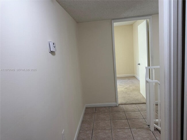 Building Photo - 915 NW 1st Ave