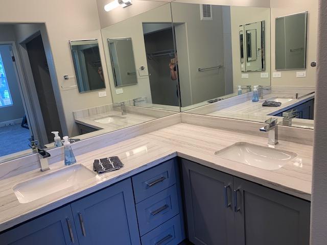 Building Photo - 3544 Caminito El Rincon