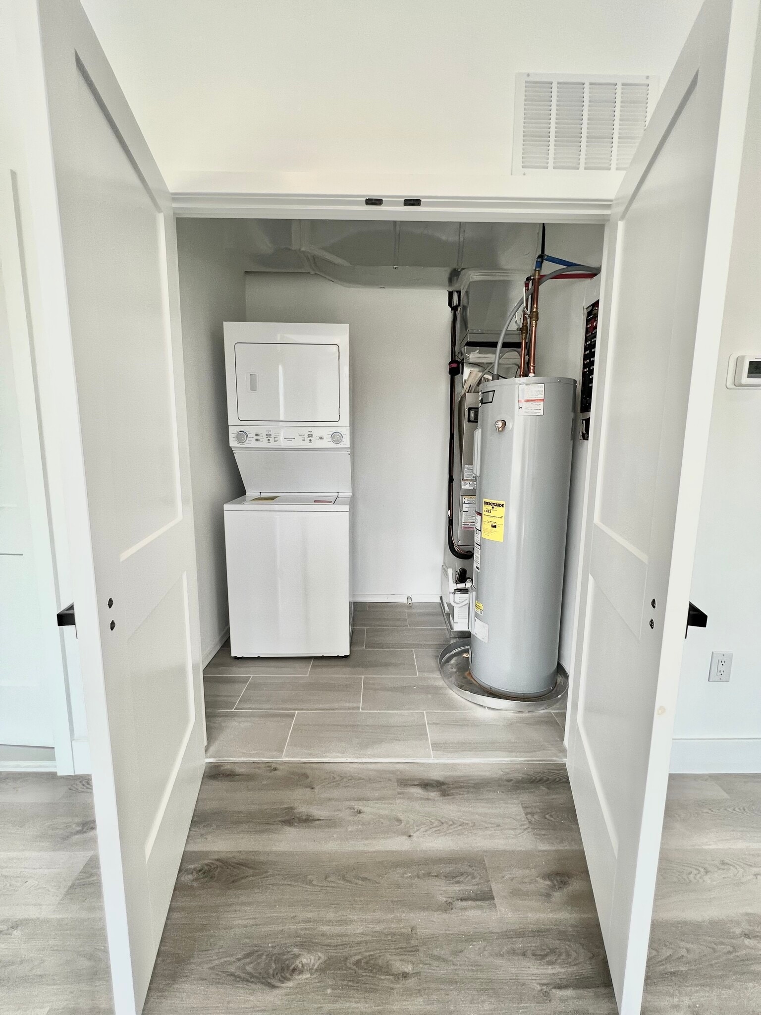 Building Photo - 1843 Hartranft St