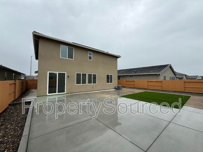 Building Photo - 1753 Lacey Ave