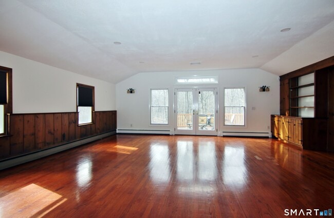 Building Photo - 37 Glen Ave