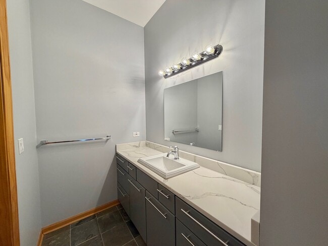 Building Photo - 1S701 Eisenhower Rd