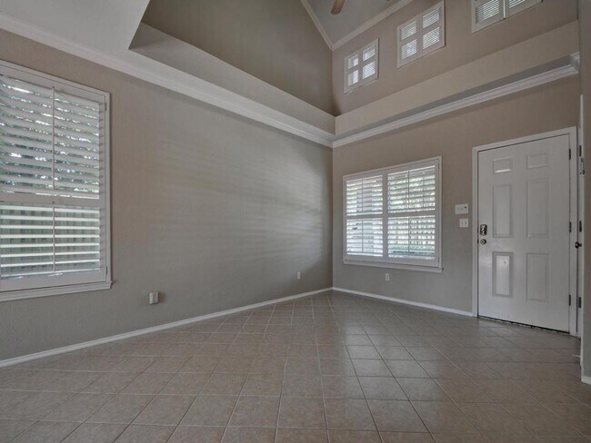 Building Photo - 4400 Switch Willo