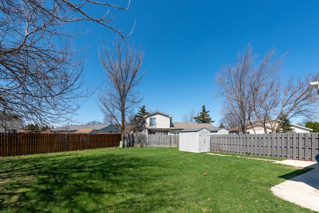 Building Photo - 1140 Ohio Ct