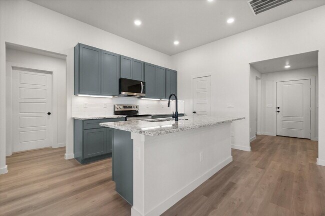 Building Photo - Beautiful New Build Home in Cypress Ranch!