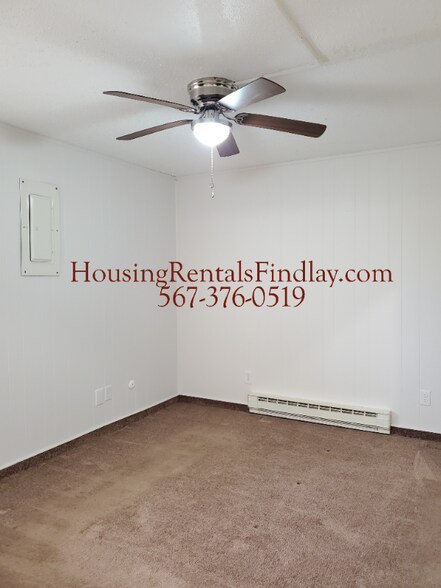 Building Photo - 128 E Foulke Ave