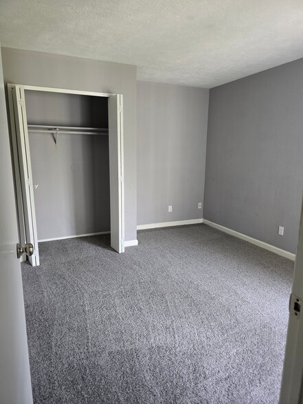 Building Photo - 4453 Chapman St
