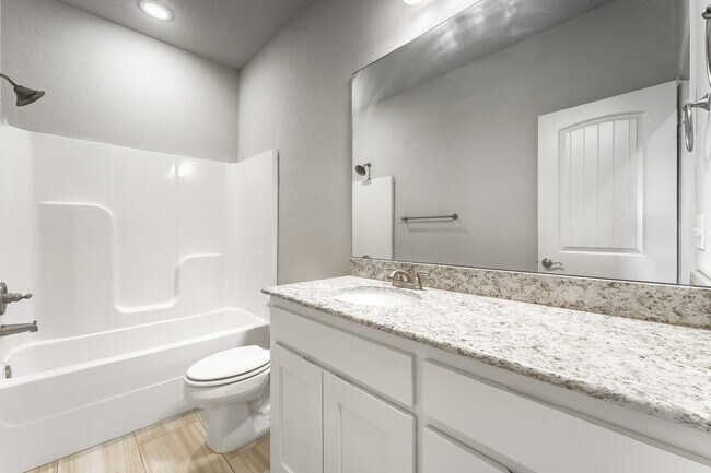 Building Photo - 2237 Aspen