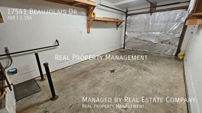 Building Photo - 17541 Beaujolais Dr