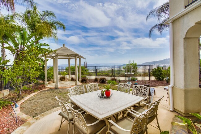 Building Photo - Magnificent Stone Canyon Home with Top of ...