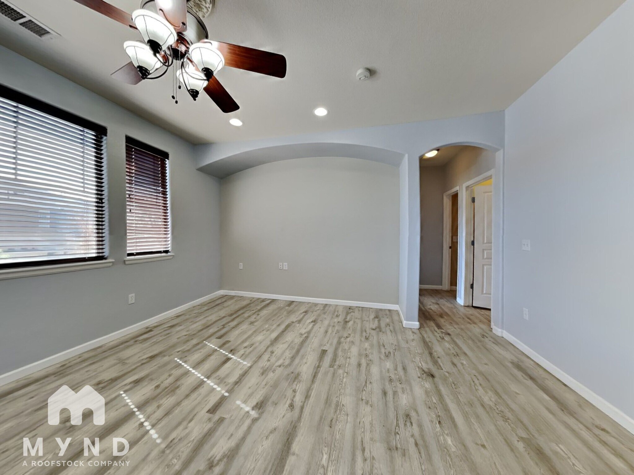 Building Photo - 803 E 98th Ave